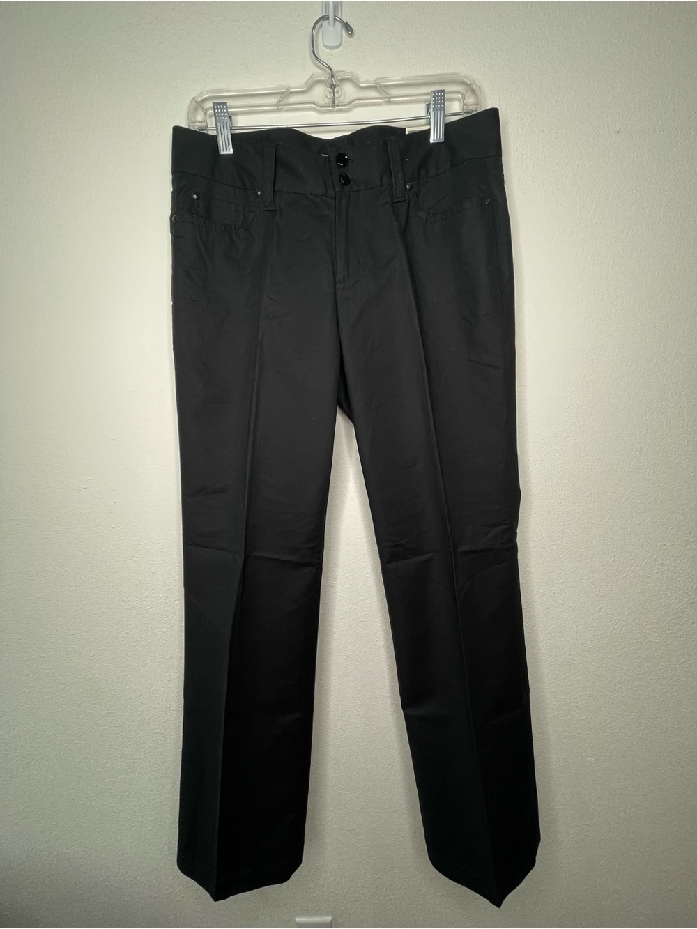 ANN TAYLOR Signature Fit Bootleg Cut Straight through hips Black Pant Size 6 NWT